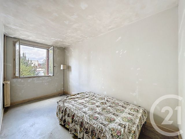 Afficher la photo en grand Appartement F3 à vendre - 3 pièces - 59.26 m2 - VITRY SUR SEINE - 94 - ILE-DE-FRANCE - Century 21 K.B. Immobilier
