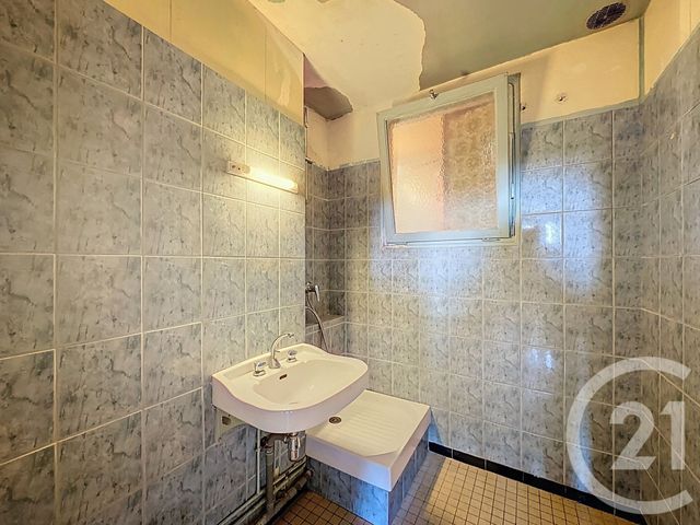 Afficher la photo en grand Appartement F3 à vendre - 3 pièces - 59.26 m2 - VITRY SUR SEINE - 94 - ILE-DE-FRANCE - Century 21 K.B. Immobilier