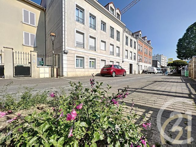  - VILLEJUIF - 