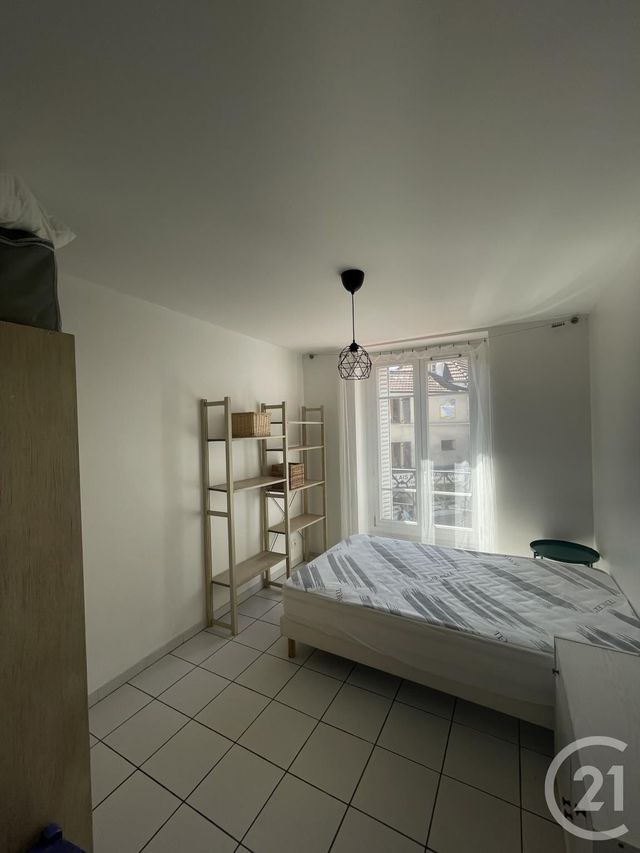 Appartement F3 à louer - 3 pièces - 37.46 m2 - VILLEJUIF - 94 - ILE-DE-FRANCE - Century 21 K.B. Immobilier