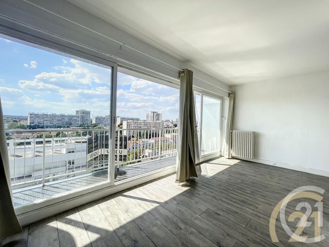 Appartement à vendre - 2 pièces - 36.37 m2 - VILLEJUIF - 94 - ILE-DE-FRANCE - Century 21 K.B. Immobilier