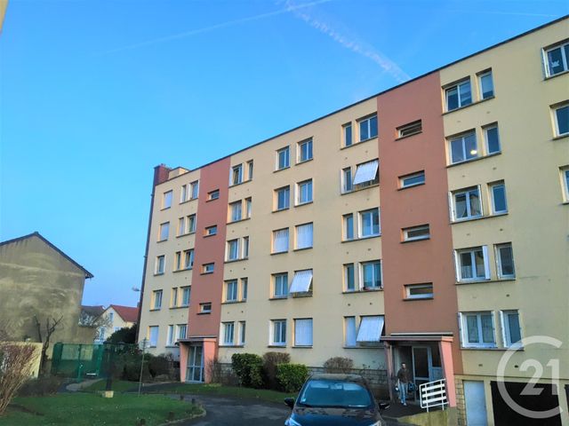 Appartement F3 à louer - 3 pièces - 57.0 m2 - VILLEJUIF - 94 - ILE-DE-FRANCE - Century 21 K.B. Immobilier