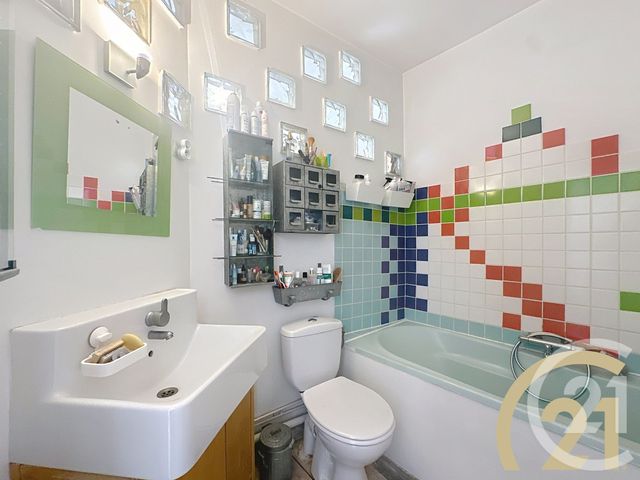 Afficher la photo en grand maison à vendre - 7 pièces - 116.0 m2 - VILLEJUIF - 94 - ILE-DE-FRANCE - Century 21 K.B. Immobilier