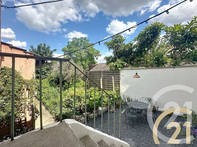 Afficher la photo en grand maison à vendre - 7 pièces - 116.0 m2 - VILLEJUIF - 94 - ILE-DE-FRANCE - Century 21 K.B. Immobilier