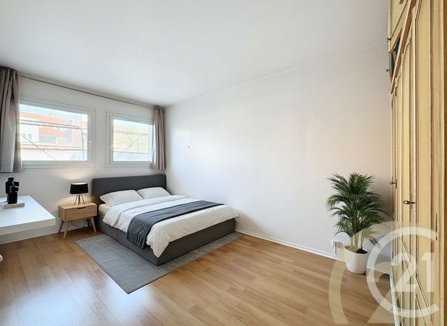 Appartement F4 à vendre - 4 pièces - 80.24 m2 - VILLEJUIF - 94 - ILE-DE-FRANCE - Century 21 K.B. Immobilier