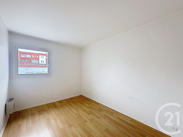 Appartement F4 à vendre - 4 pièces - 80.24 m2 - VILLEJUIF - 94 - ILE-DE-FRANCE - Century 21 K.B. Immobilier