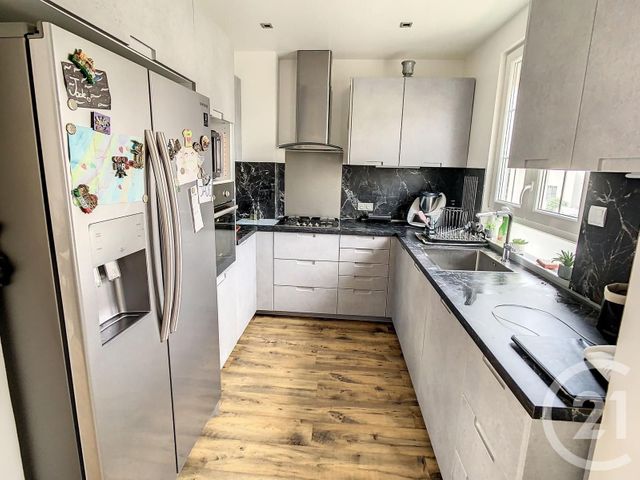 maison à vendre - 4 pièces - 113.0 m2 - LE KREMLIN BICETRE - 94 - ILE-DE-FRANCE - Century 21 K.B. Immobilier