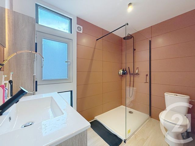 maison à vendre - 6 pièces - 134.11 m2 - VITRY SUR SEINE - 94 - ILE-DE-FRANCE - Century 21 K.B. Immobilier