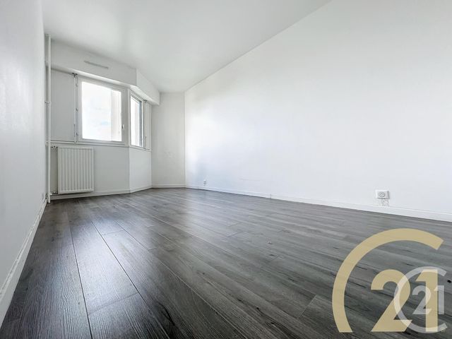 Appartement F5 à vendre - 5 pièces - 96.74 m2 - VILLEJUIF - 94 - ILE-DE-FRANCE - Century 21 K.B. Immobilier