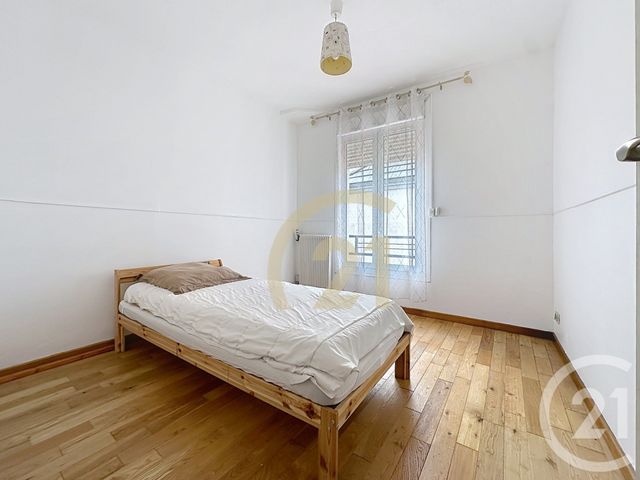 maison à vendre - 5 pièces - 106.0 m2 - VILLEJUIF - 94 - ILE-DE-FRANCE - Century 21 K.B. Immobilier
