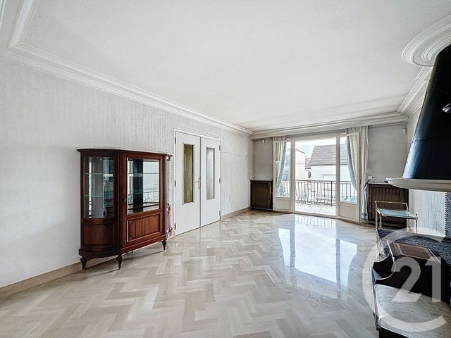 maison à vendre - 6 pièces - 153.4 m2 - VILLEJUIF - 94 - ILE-DE-FRANCE - Century 21 K.B. Immobilier