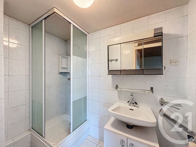 maison à vendre - 6 pièces - 153.4 m2 - VILLEJUIF - 94 - ILE-DE-FRANCE - Century 21 K.B. Immobilier