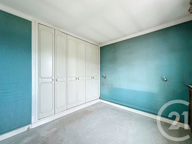 maison à vendre - 6 pièces - 153.4 m2 - VILLEJUIF - 94 - ILE-DE-FRANCE - Century 21 K.B. Immobilier