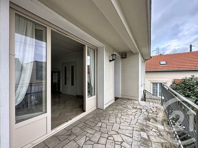 maison à vendre - 6 pièces - 153.4 m2 - VILLEJUIF - 94 - ILE-DE-FRANCE - Century 21 K.B. Immobilier