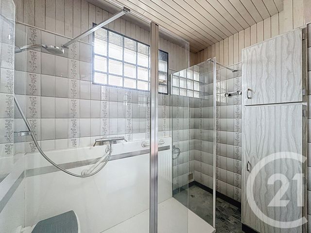 maison à vendre - 6 pièces - 153.4 m2 - VILLEJUIF - 94 - ILE-DE-FRANCE - Century 21 K.B. Immobilier