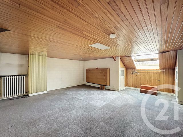 maison à vendre - 6 pièces - 153.4 m2 - VILLEJUIF - 94 - ILE-DE-FRANCE - Century 21 K.B. Immobilier