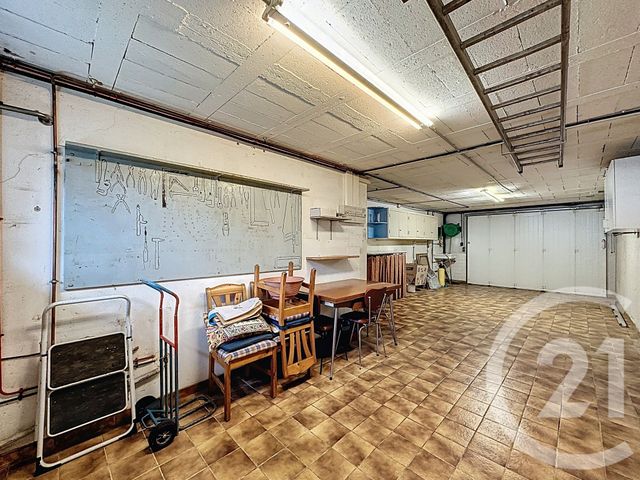 maison à vendre - 6 pièces - 153.4 m2 - VILLEJUIF - 94 - ILE-DE-FRANCE - Century 21 K.B. Immobilier