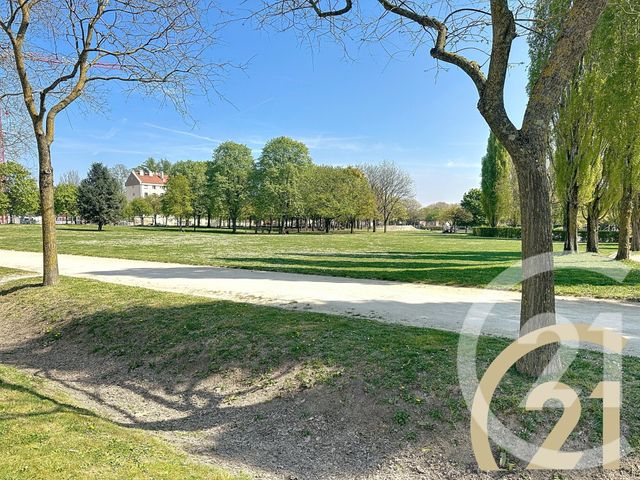 Appartement F4 à vendre - 4 pièces - 78.71 m2 - VILLEJUIF - 94 - ILE-DE-FRANCE - Century 21 K.B. Immobilier