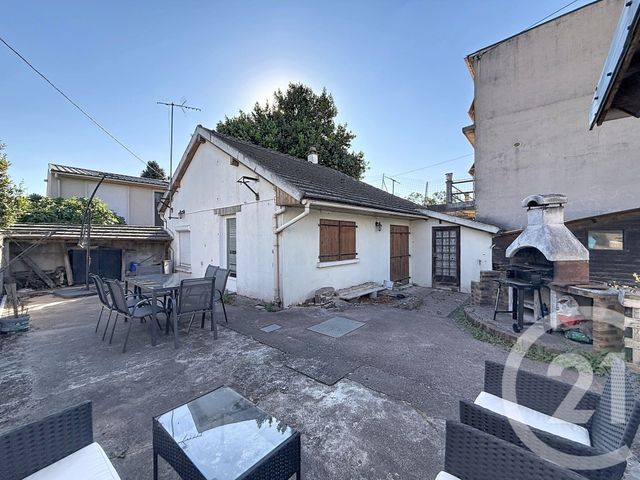 maison à vendre - 3 pièces - 58.02 m2 - VILLEJUIF - 94 - ILE-DE-FRANCE - Century 21 K.B. Immobilier