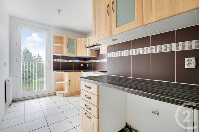 Appartement F4 à vendre - 4 pièces - 78.22 m2 - VITRY SUR SEINE - 94 - ILE-DE-FRANCE - Century 21 K.B. Immobilier