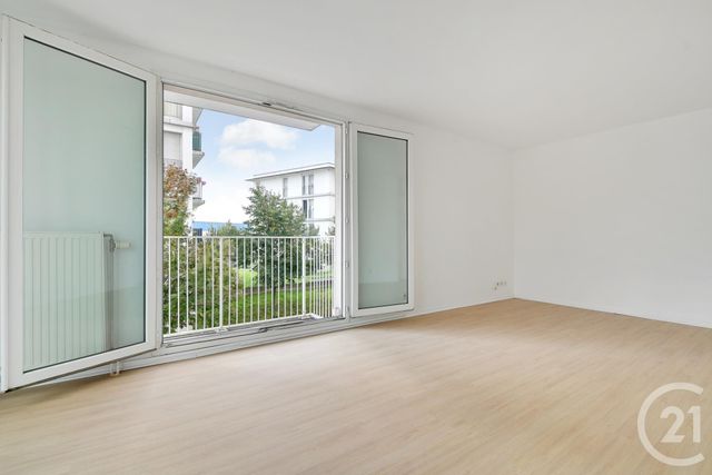 Appartement F4 à vendre - 4 pièces - 78.22 m2 - VITRY SUR SEINE - 94 - ILE-DE-FRANCE - Century 21 K.B. Immobilier