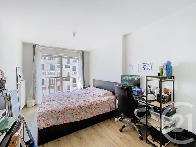 Afficher la photo en grand Appartement T3 à vendre - 3 pièces - 63.8 m2 - VILLEJUIF - 94 - ILE-DE-FRANCE - Century 21 K.B. Immobilier