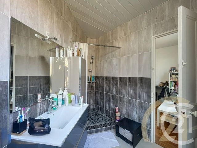 Afficher la photo en grand Appartement F3 à vendre - 2 pièces - 43.36 m2 - SCEAUX - 92 - ILE-DE-FRANCE - Century 21 K.B. Immobilier