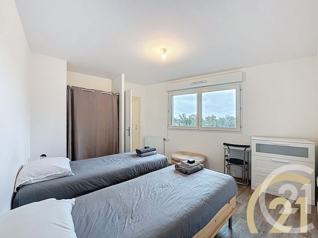 Appartement T4 à vendre - 3 pièces - 58.39 m2 - VILLEJUIF - 94 - ILE-DE-FRANCE - Century 21 K.B. Immobilier