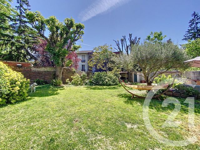 Afficher la photo en grand maison à vendre - 8 pièces - 154.78 m2 - VITRY SUR SEINE - 94 - ILE-DE-FRANCE - Century 21 K.B. Immobilier