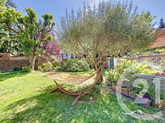 Afficher la photo en grand maison à vendre - 8 pièces - 154.78 m2 - VITRY SUR SEINE - 94 - ILE-DE-FRANCE - Century 21 K.B. Immobilier