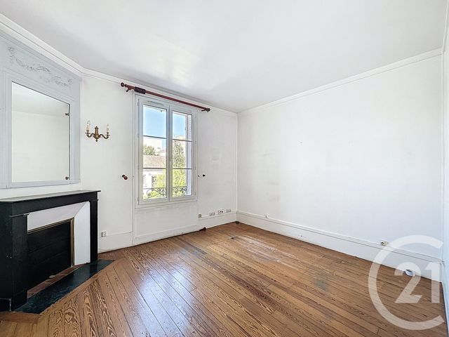 maison à vendre - 11 pièces - 192.97 m2 - VILLEJUIF - 94 - ILE-DE-FRANCE - Century 21 K.B. Immobilier