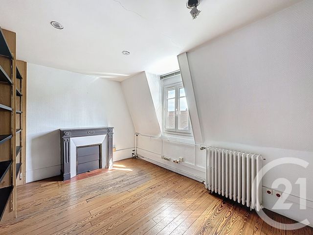 maison à vendre - 11 pièces - 192.97 m2 - VILLEJUIF - 94 - ILE-DE-FRANCE - Century 21 K.B. Immobilier