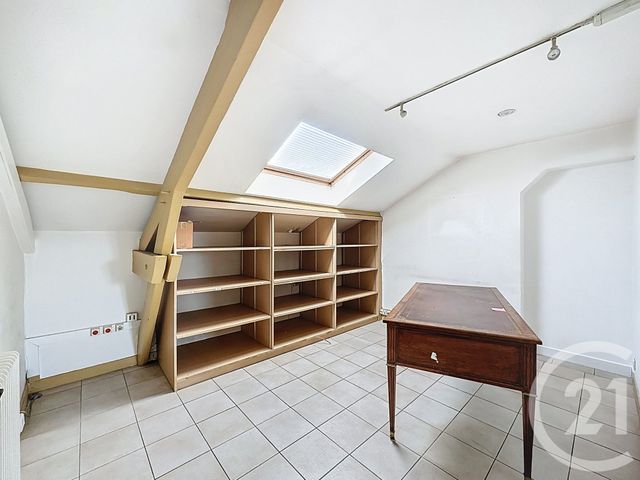 maison à vendre - 11 pièces - 192.97 m2 - VILLEJUIF - 94 - ILE-DE-FRANCE - Century 21 K.B. Immobilier