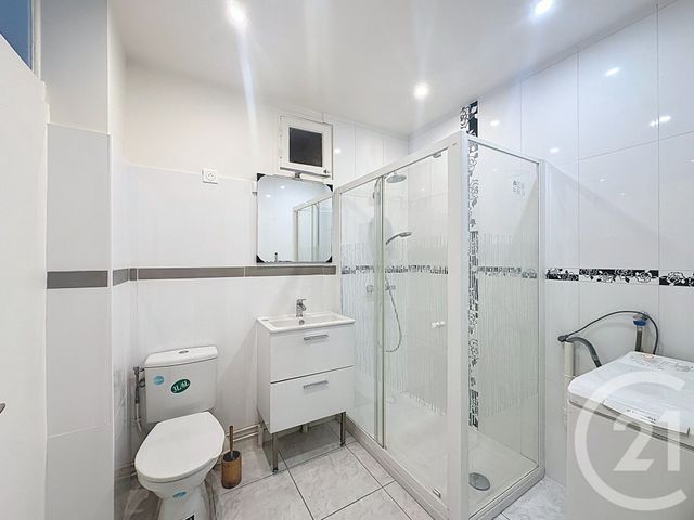 Appartement à vendre - 3 pièces - 48.88 m2 - VILLEJUIF - 94 - ILE-DE-FRANCE - Century 21 K.B. Immobilier