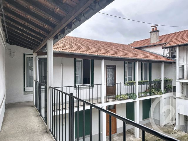 Appartement à vendre - 3 pièces - 48.88 m2 - VILLEJUIF - 94 - ILE-DE-FRANCE - Century 21 K.B. Immobilier