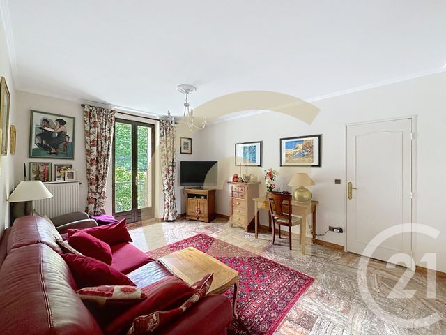 Afficher la photo en grand maison à vendre - 14 pièces - 274.17 m2 - VILLEJUIF - 94 - ILE-DE-FRANCE - Century 21 K.B. Immobilier