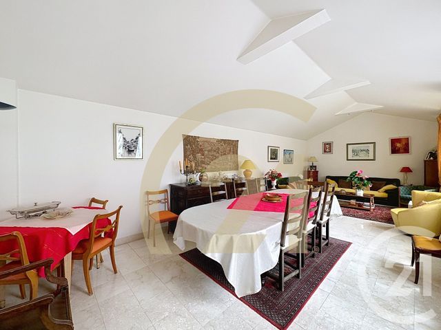 Afficher la photo en grand maison à vendre - 14 pièces - 274.17 m2 - VILLEJUIF - 94 - ILE-DE-FRANCE - Century 21 K.B. Immobilier