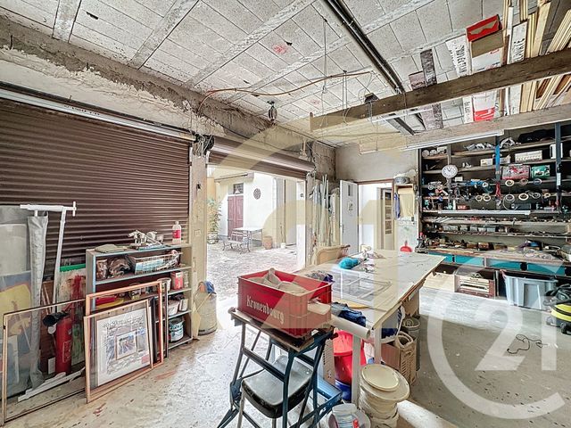 Afficher la photo en grand maison à vendre - 14 pièces - 274.17 m2 - VILLEJUIF - 94 - ILE-DE-FRANCE - Century 21 K.B. Immobilier