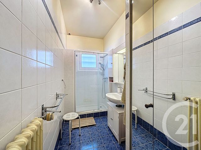 maison à vendre - 5 pièces - 84.6 m2 - VILLEJUIF - 94 - ILE-DE-FRANCE - Century 21 K.B. Immobilier