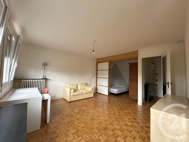 Appartement Studio à louer VILLEJUIF