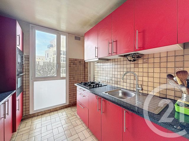 Appartement T4 à vendre - 4 pièces - 69.55 m2 - VILLEJUIF - 94 - ILE-DE-FRANCE - Century 21 K.B. Immobilier