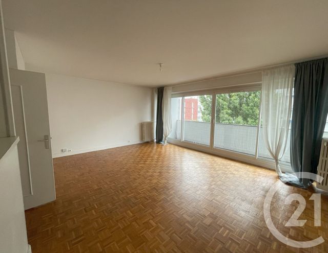 Appartement F2 à louer - 2 pièces - 58.07 m2 - VILLEJUIF - 94 - ILE-DE-FRANCE - Century 21 K.B. Immobilier