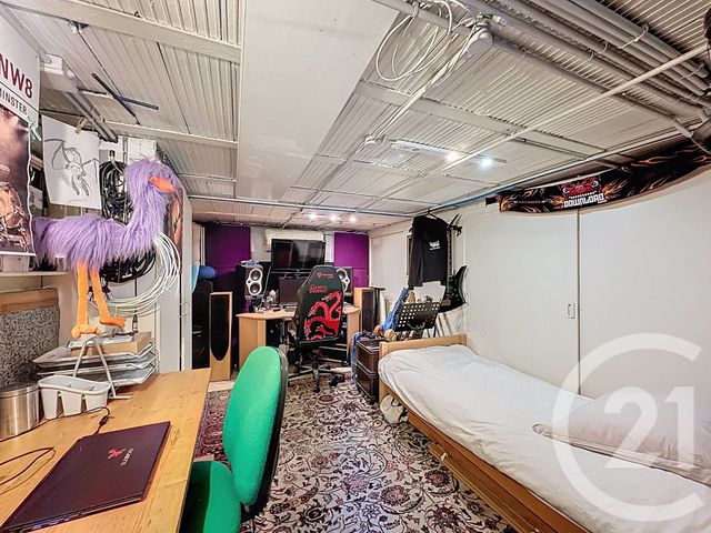 maison à vendre - 5 pièces - 83.29 m2 - VILLEJUIF - 94 - ILE-DE-FRANCE - Century 21 K.B. Immobilier