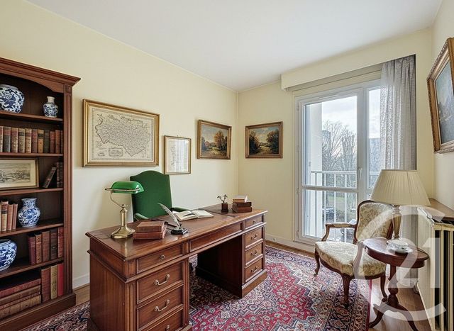 Appartement F5 à vendre - 5 pièces - 90.61 m2 - VILLEJUIF - 94 - ILE-DE-FRANCE - Century 21 K.B. Immobilier