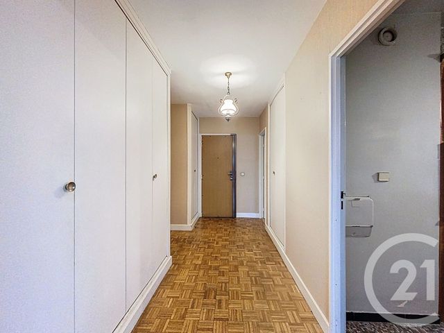 Appartement F5 à vendre - 5 pièces - 90.61 m2 - VILLEJUIF - 94 - ILE-DE-FRANCE - Century 21 K.B. Immobilier