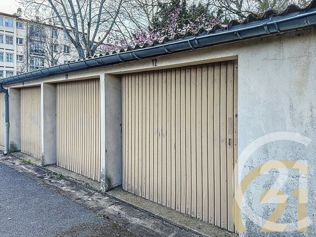 Appartement F5 à vendre - 5 pièces - 79.0 m2 - VILLEJUIF - 94 - ILE-DE-FRANCE - Century 21 K.B. Immobilier