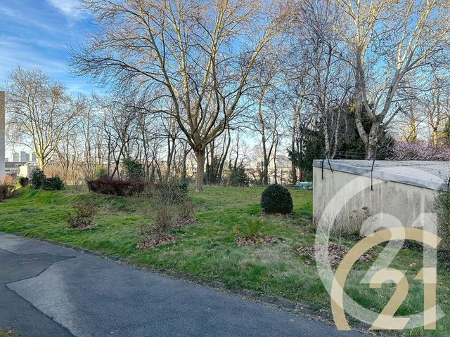 Appartement F5 à vendre - 5 pièces - 79.0 m2 - VILLEJUIF - 94 - ILE-DE-FRANCE - Century 21 K.B. Immobilier