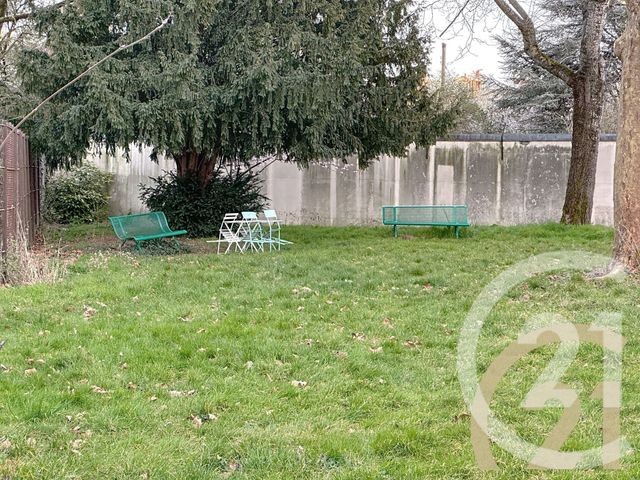 Appartement F5 à vendre - 5 pièces - 79.0 m2 - VILLEJUIF - 94 - ILE-DE-FRANCE - Century 21 K.B. Immobilier