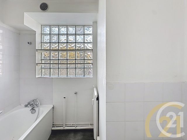 Appartement Studio à vendre - 1 pièce - 24.74 m2 - PARIS - 75020 - ILE-DE-FRANCE - Century 21 K.B. Immobilier