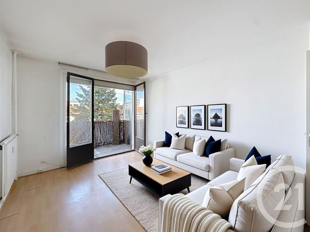 Appartement Studio à vendre - 1 pièce - 24.74 m2 - PARIS - 75020 - ILE-DE-FRANCE - Century 21 K.B. Immobilier